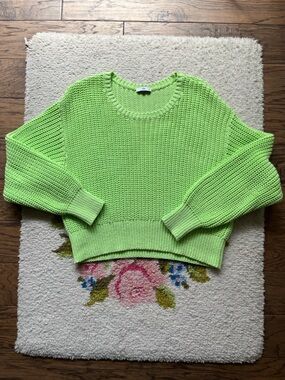 Aritzia: Sunday Best Soft Lime Green Knit Sweater - Women